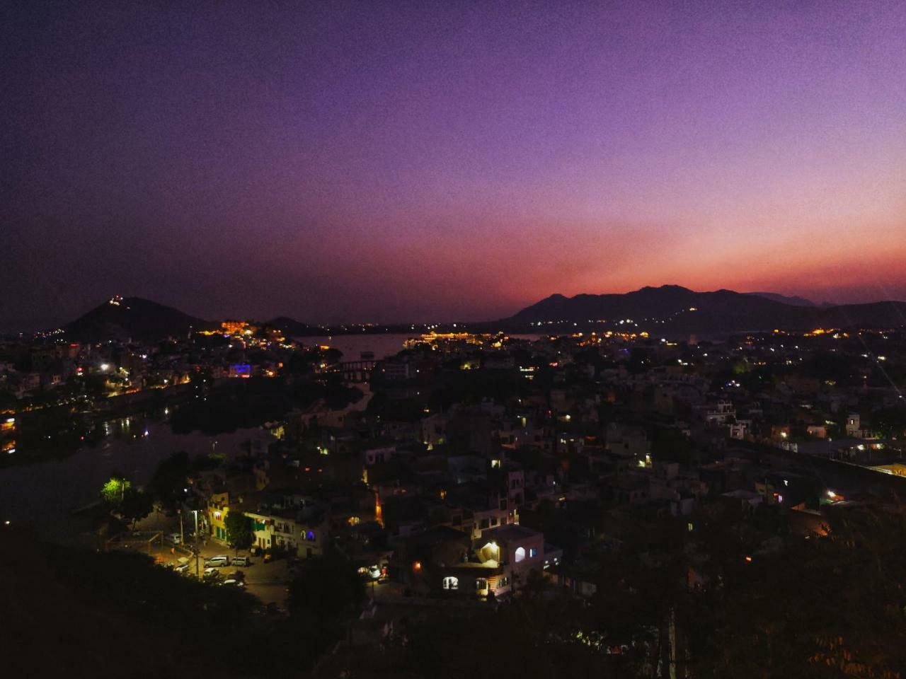 Hotel Kurabar Kothi Udaipur Eksteriør bilde