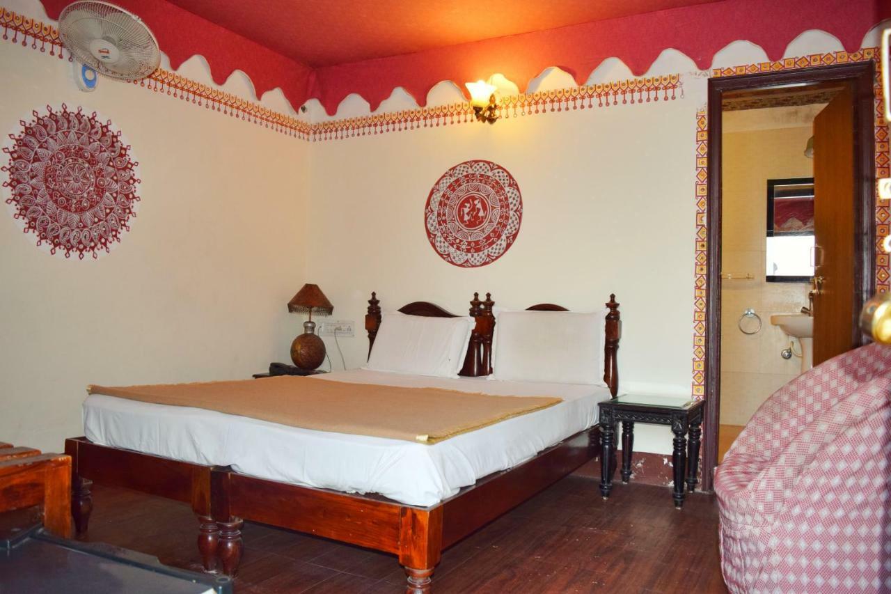 Hotel Kurabar Kothi Udaipur Eksteriør bilde